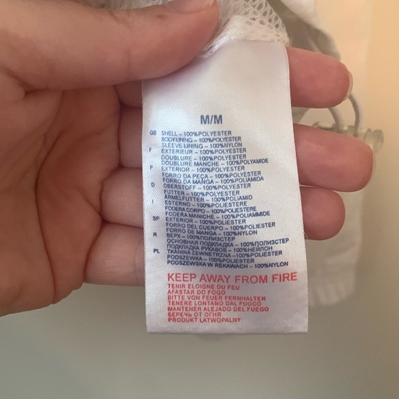 Reebok White & Black Light Mesh Jacket Size Medium - Picture 10 of 11